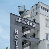 Brit Hotel Le Lodge