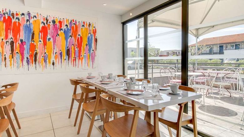 <b>Brit Hotel Porte d'Espagne Restaurant</b>. Images powered by <a href="https://iceportal.shijigroup.com/" title="IcePortal" target="_blank">IcePortal</a>.