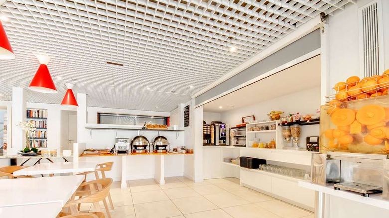 <b>Brit Hotel Porte d'Espagne Restaurant</b>. Images powered by <a href="https://iceportal.shijigroup.com/" title="IcePortal" target="_blank">IcePortal</a>.