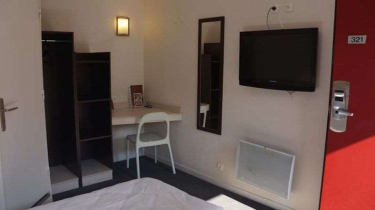 Brit Hotel Lyon Nord Dardilly Room