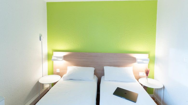 <b>Brit Hotel Tours Nord Room</b>. Images powered by <a href="https://iceportal.shijigroup.com/" title="IcePortal" target="_blank">IcePortal</a>.