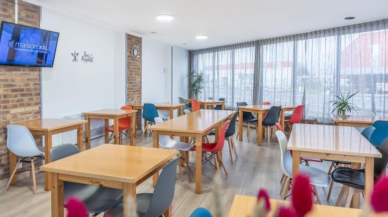 <b>Brit Hotel Tours Nord Restaurant</b>. Images powered by <a href="https://iceportal.shijigroup.com/" title="IcePortal" target="_blank">IcePortal</a>.