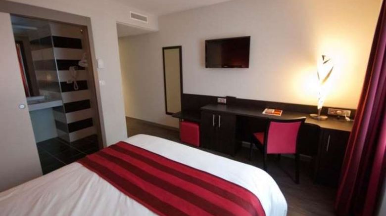 <b>Brit Hotel Saint-Dizier Room</b>. Images powered by <a href="https://iceportal.shijigroup.com/" title="IcePortal" target="_blank">IcePortal</a>.