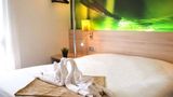 Brit Hotel Granville Room