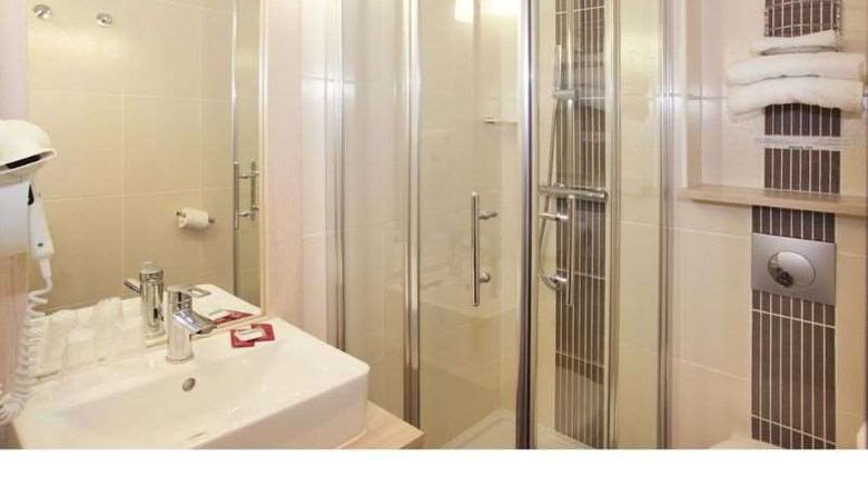 <b>Brit Hotel Granville Room</b>. Images powered by <a href="https://iceportal.shijigroup.com/" title="IcePortal" target="_blank">IcePortal</a>.