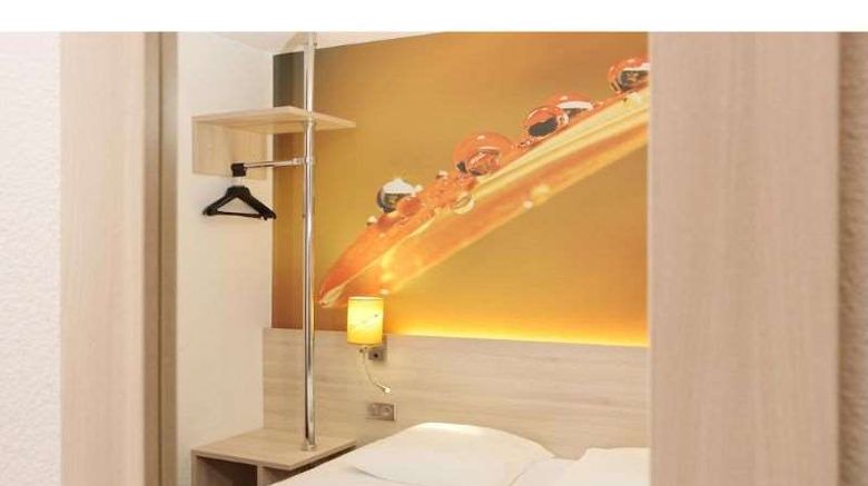 <b>Brit Hotel Granville Room</b>. Images powered by <a href="https://iceportal.shijigroup.com/" title="IcePortal" target="_blank">IcePortal</a>.