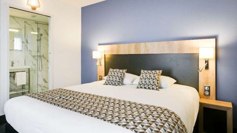 <b>Brit Hotel Confort Loches Room</b>. Images powered by <a href="https://iceportal.shijigroup.com/" title="IcePortal" target="_blank">IcePortal</a>.
