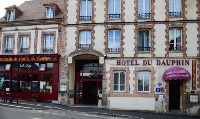 Hotel Du Dauphin Exterior