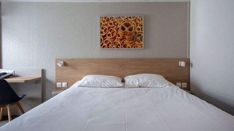 <b>Brit Hotel Confort Mulhouse Centre Room</b>. Images powered by <a href="https://iceportal.shijigroup.com/" title="IcePortal" target="_blank">IcePortal</a>.