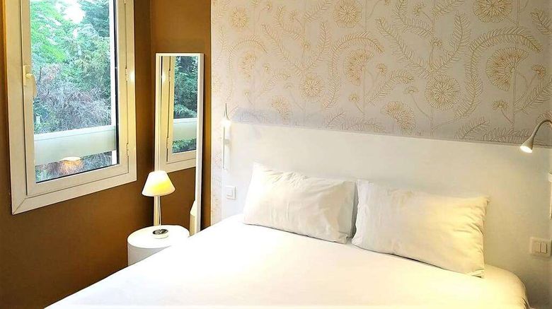 <b>Brit Hotel Marseille Aeroport Room</b>. Images powered by <a href="https://iceportal.shijigroup.com/" title="IcePortal" target="_blank">IcePortal</a>.