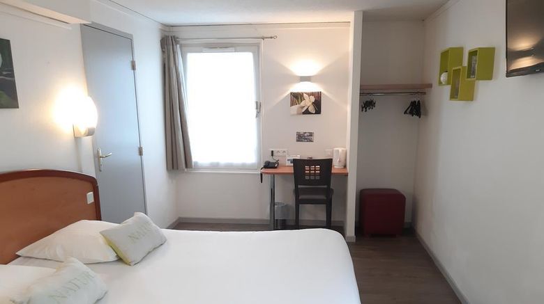 <b>Brit Hotel Besancon L'Horloge Room</b>. Images powered by <a href="https://iceportal.shijigroup.com/" title="IcePortal" target="_blank">IcePortal</a>.