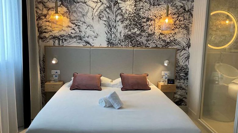 <b>Brit Hotel Ker Lann Aeroport Room</b>. Images powered by <a href="https://iceportal.shijigroup.com/" title="IcePortal" target="_blank">IcePortal</a>.