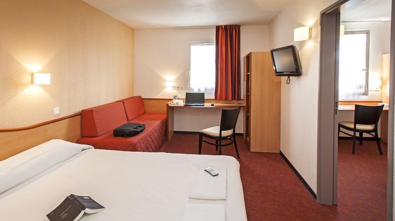 <b>Brit Hotel Montauban Room</b>. Images powered by <a href="https://iceportal.shijigroup.com/" title="IcePortal" target="_blank">IcePortal</a>.