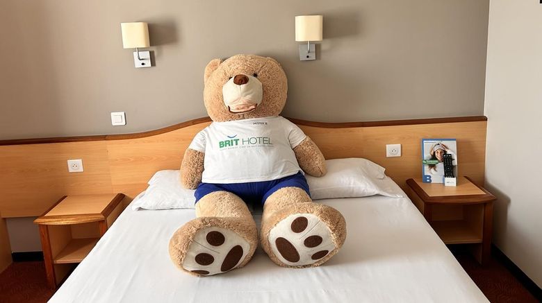<b>Brit Hotel Montauban Room</b>. Images powered by <a href="https://iceportal.shijigroup.com/" title="IcePortal" target="_blank">IcePortal</a>.