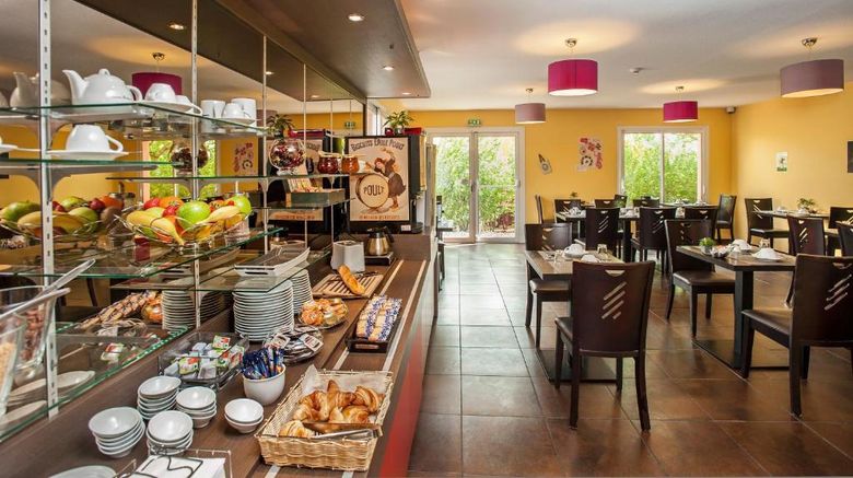 <b>Brit Hotel Confort Villeneuve Sur Lot Restaurant</b>. Images powered by <a href="https://iceportal.shijigroup.com/" title="IcePortal" target="_blank">IcePortal</a>.