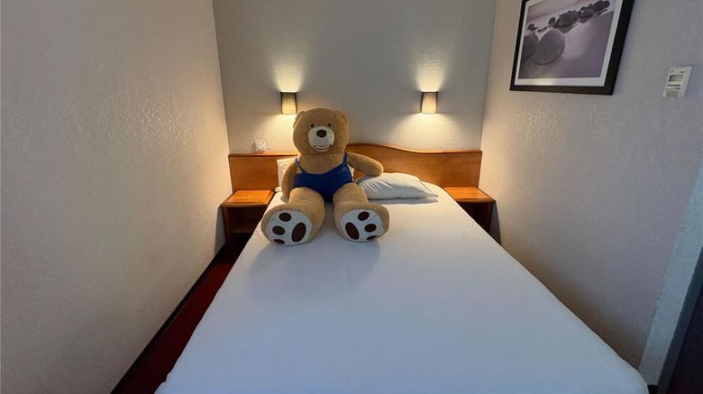 <b>Brit Hotel Confort Villeneuve Sur Lot Room</b>. Images powered by <a href="https://iceportal.shijigroup.com/" title="IcePortal" target="_blank">IcePortal</a>.