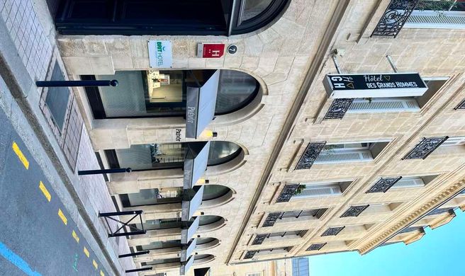 Brit Hotel des Grands Hommes Exterior