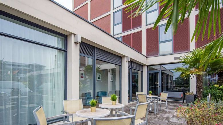 <b>Brit Hotel Du Stade Exterior</b>. Images powered by <a href="https://iceportal.shijigroup.com/" title="IcePortal" target="_blank">IcePortal</a>.