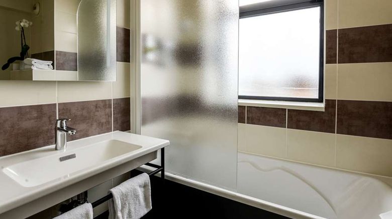 <b>Brit Hotel Du Stade Room</b>. Images powered by <a href="https://iceportal.shijigroup.com/" title="IcePortal" target="_blank">IcePortal</a>.