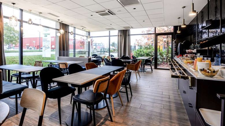 <b>Brit Hotel Du Stade Restaurant</b>. Images powered by <a href="https://iceportal.shijigroup.com/" title="IcePortal" target="_blank">IcePortal</a>.