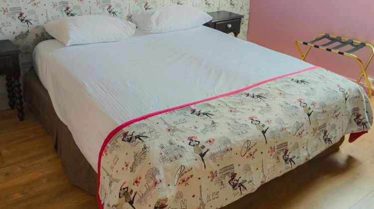 Brit Hotel Le Lion d'Or Chinon Room