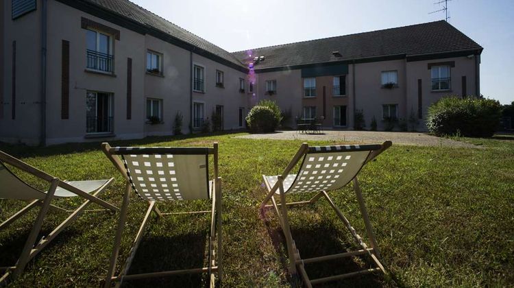 Brit Hotel Du Perche Exterior