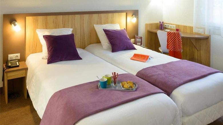 <b>Best Hotel Reims Croix Blandin Room</b>. Images powered by <a href="https://iceportal.shijigroup.com/" title="IcePortal" target="_blank">IcePortal</a>.