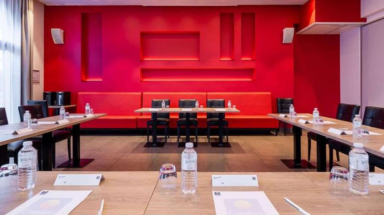 <b>Brit Hotel Privilege Figeac Meeting</b>. Images powered by <a href="https://iceportal.shijigroup.com/" title="IcePortal" target="_blank">IcePortal</a>.