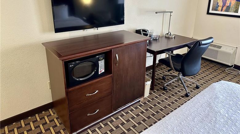 <b>Sonesta Essential Hotels Overland Park Other</b>. Images powered by <a href="https://iceportal.shijigroup.com/" title="IcePortal" target="_blank">IcePortal</a>.