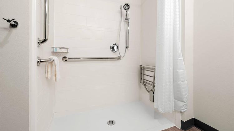 Everhome Suites Amarillo West Medical Room