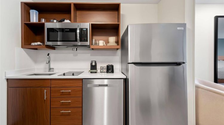 Everhome Suites Amarillo West Medical Suite
