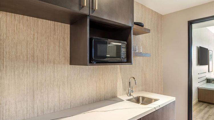 Cambria Hotel Templeton - Paso Robles Suite