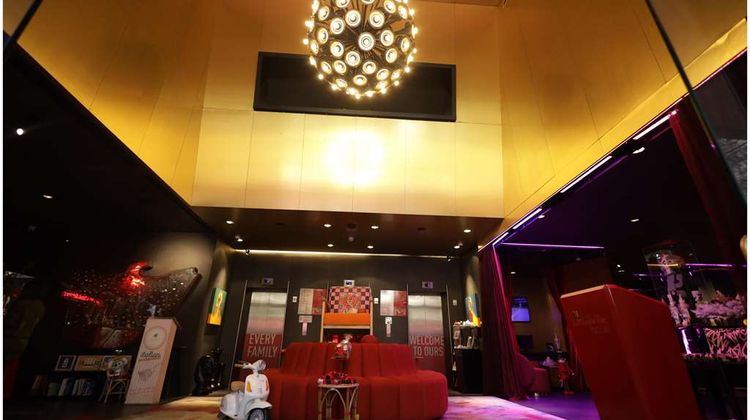 The Smallville Hotel Lobby