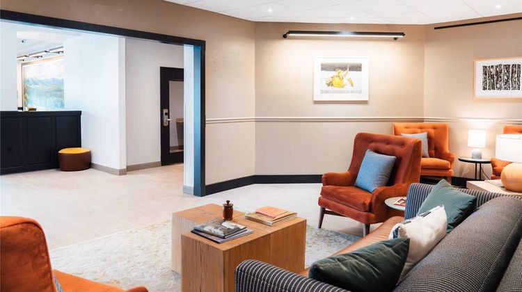 Hotel Downstreet Lobby