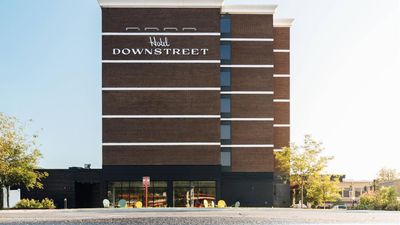 Hotel Downstreet