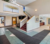 Quality Inn Port Orchard Lobby