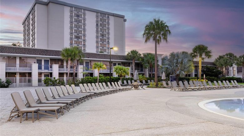 <b>Wyndham I-Drive Avanti Resort & Conf Ctr Pool</b>. Images powered by <a href="https://iceportal.shijigroup.com/" title="IcePortal" target="_blank">IcePortal</a>.