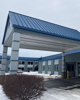 Days Inn & Suites Norton Shores