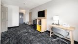 Days Inn & Suites Norton Shores Room