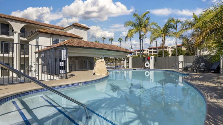 <b>Best Western San Diego Pacific Beach/Mis Pool</b>. Images powered by <a href="https://iceportal.shijigroup.com/" title="IcePortal" target="_blank">IcePortal</a>.