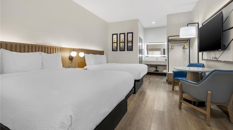 <b>Best Western San Diego Pacific Beach/Mis Room</b>. Images powered by <a href="https://iceportal.shijigroup.com/" title="IcePortal" target="_blank">IcePortal</a>.