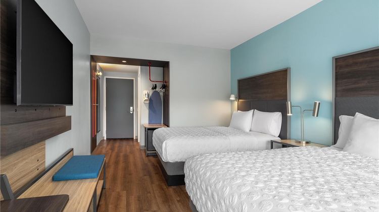 Tru Burlington NJ Room
