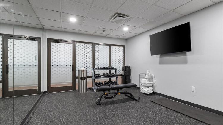 Spark by Hilton Waynesboro Health