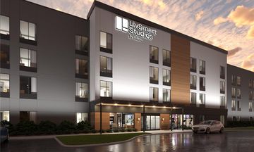 LivSmart Studios Hilton Pensacola I-10 N