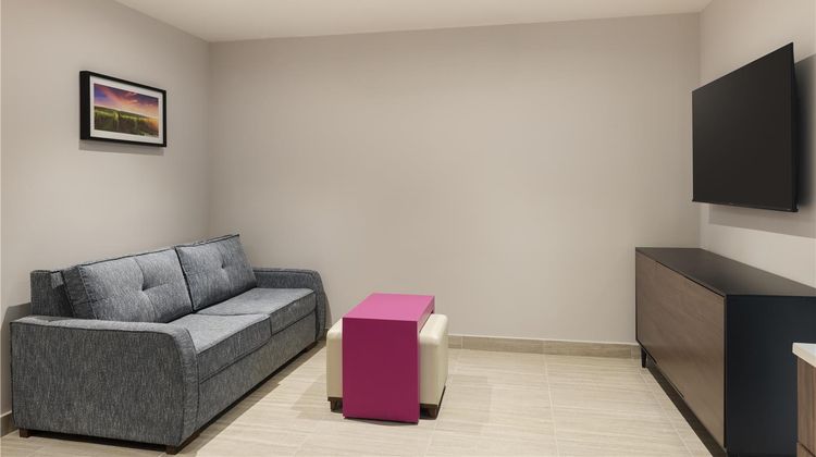 Homewood Suites by Hilton Saltillo Room