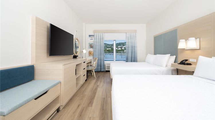 Hampton by Hilton St. Thomas Room