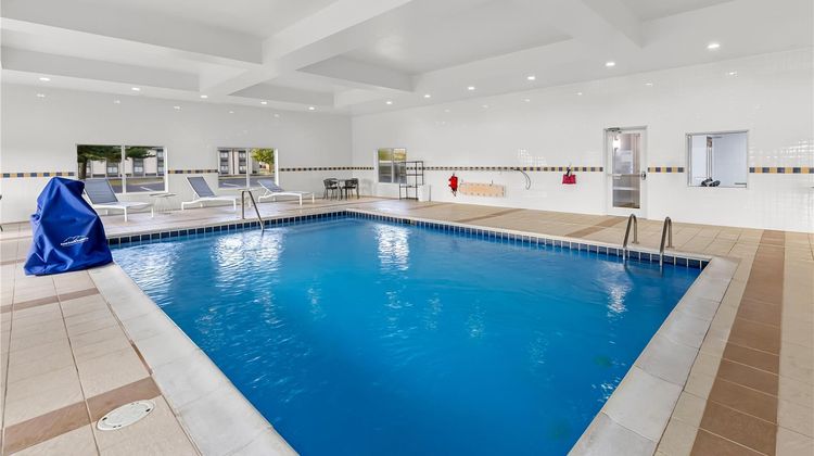 Spark by Hilton Plainfield Indianapolis Pool