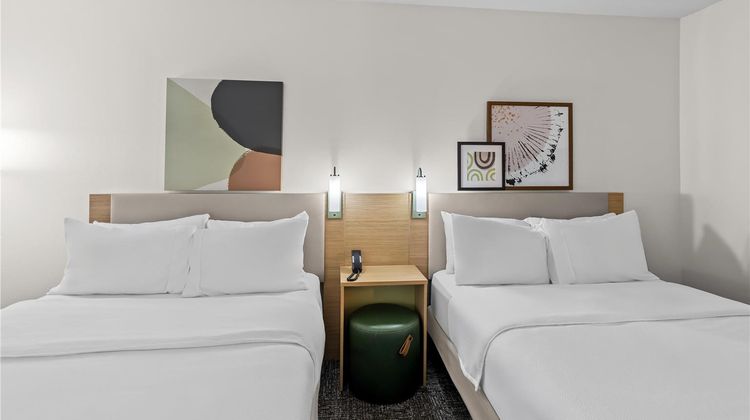 Spark by Hilton Plainfield Indianapolis Room