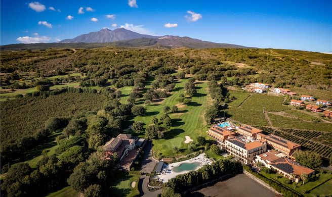 Picciolo Etna Golf Resort & Spa Exterior