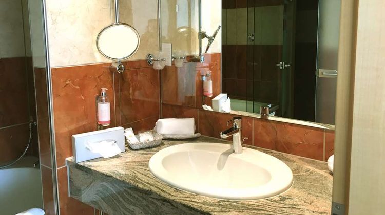 Caravelle Hotel im Park Suite